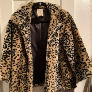 Faux animal print shirt jacket